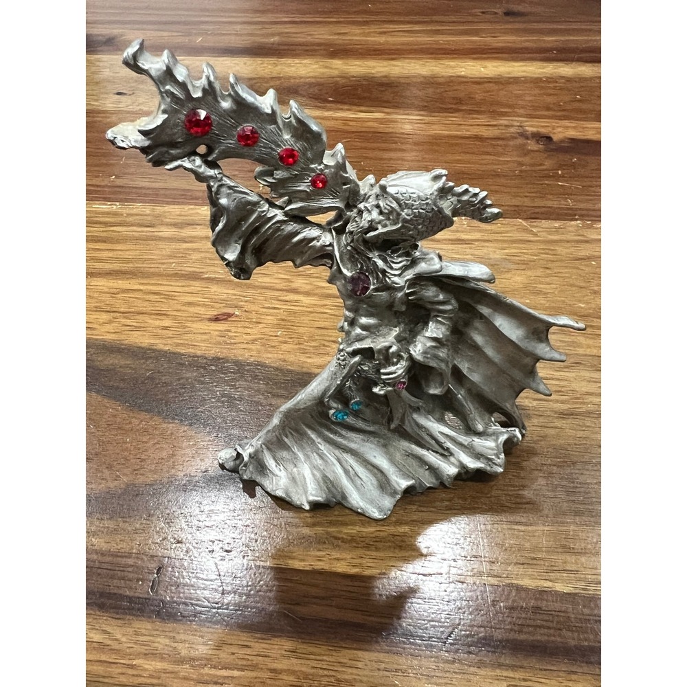 Rawcliffe Pewter Wizard 4406 Sorcerer Casting‎ Spell Red Crystals Fantasy Figure
